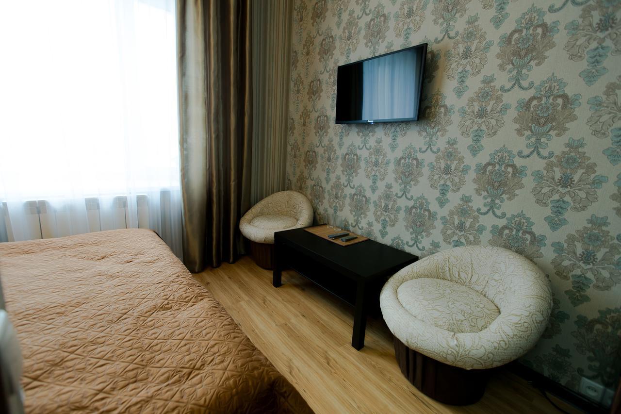 פטרופבלובסק Hotel Hizhina מראה חיצוני תמונה