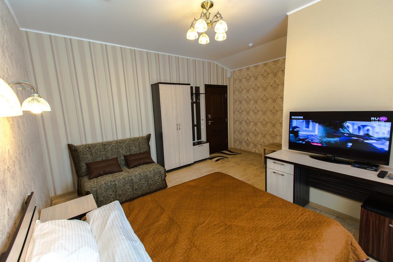 פטרופבלובסק Hotel Hizhina מראה חיצוני תמונה