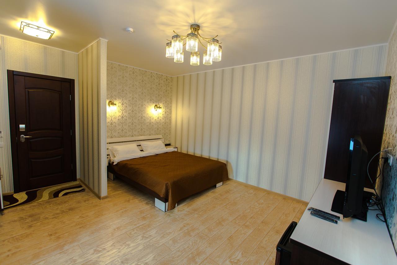 פטרופבלובסק Hotel Hizhina מראה חיצוני תמונה