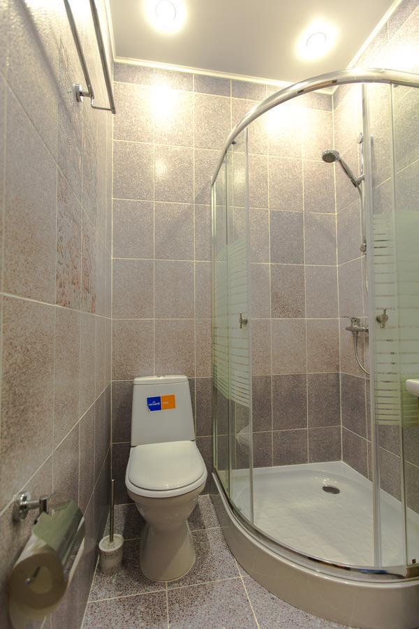 פטרופבלובסק Hotel Hizhina מראה חיצוני תמונה