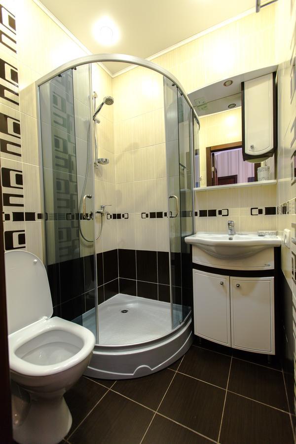 פטרופבלובסק Hotel Hizhina מראה חיצוני תמונה