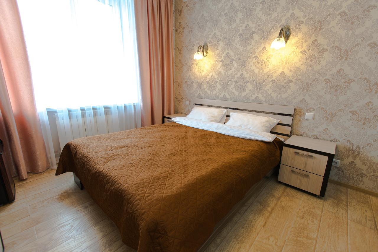 פטרופבלובסק Hotel Hizhina מראה חיצוני תמונה