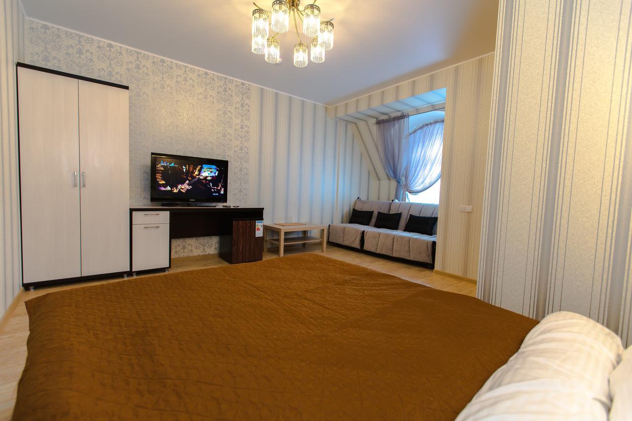 פטרופבלובסק Hotel Hizhina מראה חיצוני תמונה