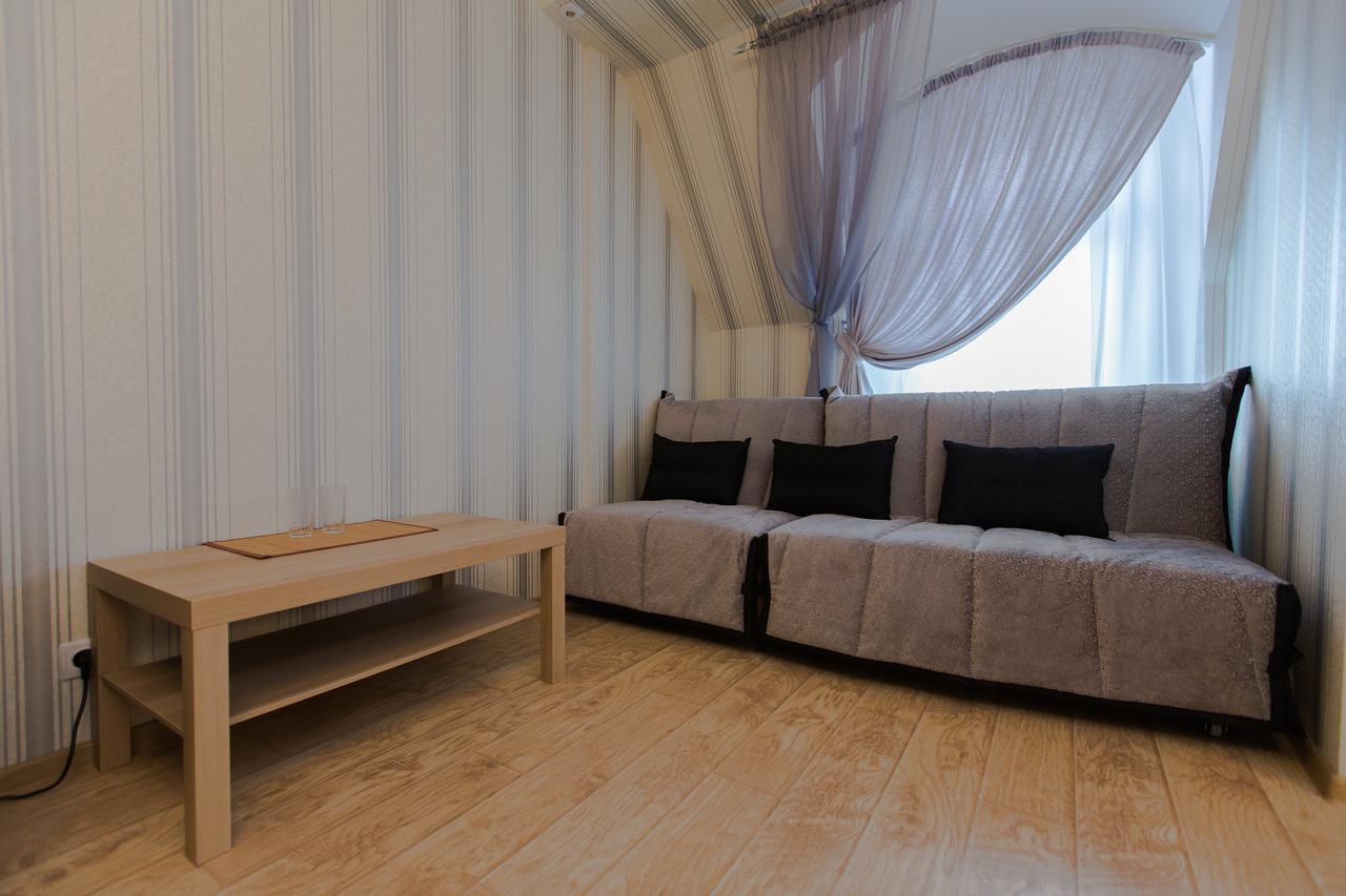 פטרופבלובסק Hotel Hizhina מראה חיצוני תמונה