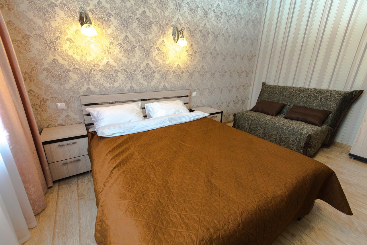 פטרופבלובסק Hotel Hizhina מראה חיצוני תמונה